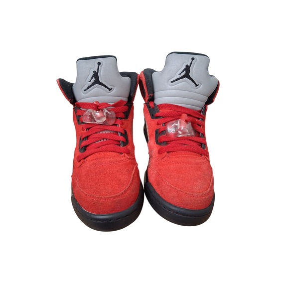 Air Jordan 5 Retro Red suede Raging Bull Mens Youth Size 6Y Streetwear 
Sneakers